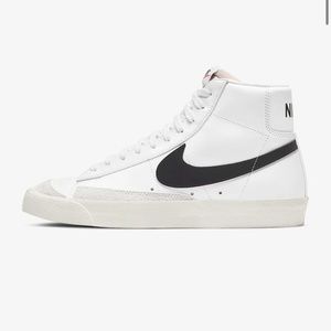 Meet your Posher, Georgia